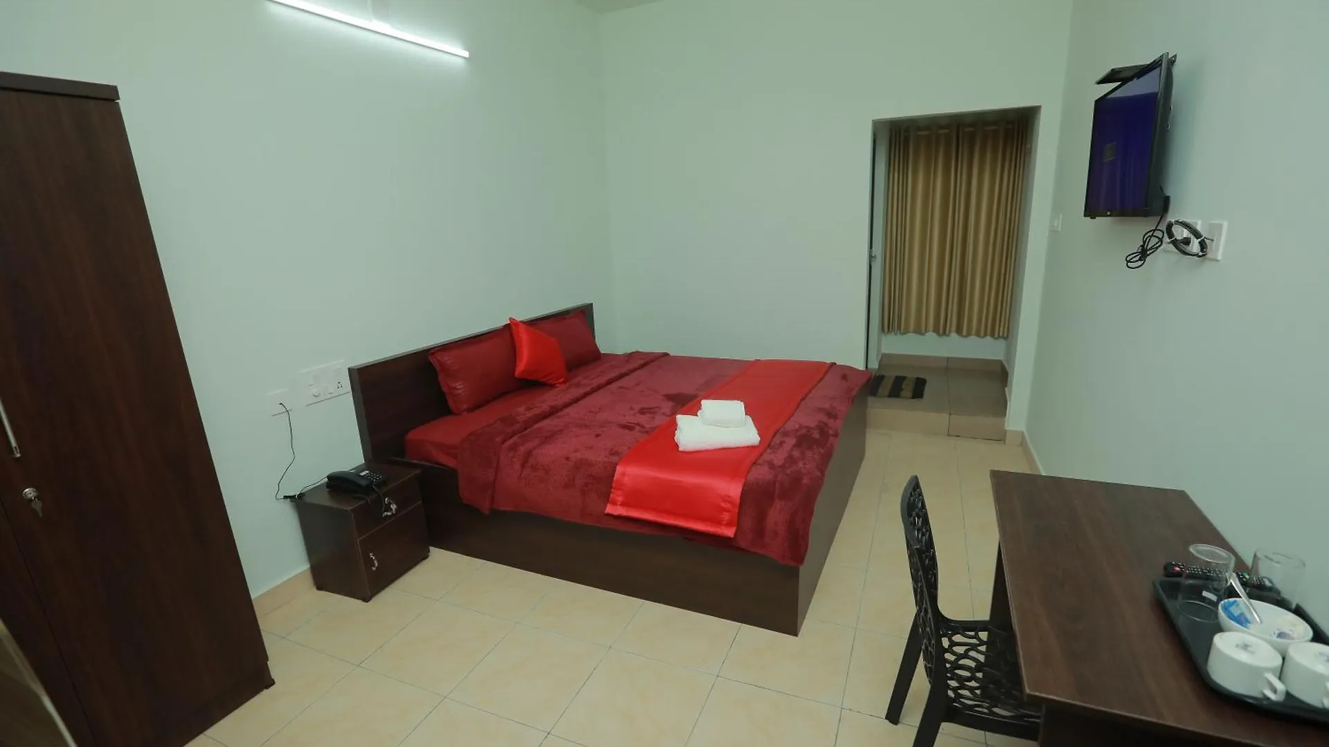Premier Tourist Home Kunnamkulam Szálloda