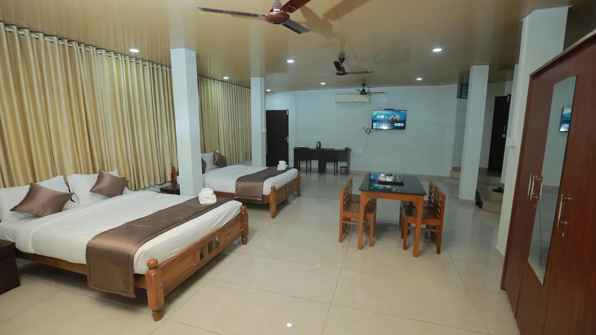 Premier Tourist Home Kunnamkulam